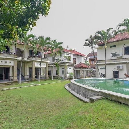 Reddoorz Plus Near Seminyak Square Denpasar Dış mekan fotoğraf