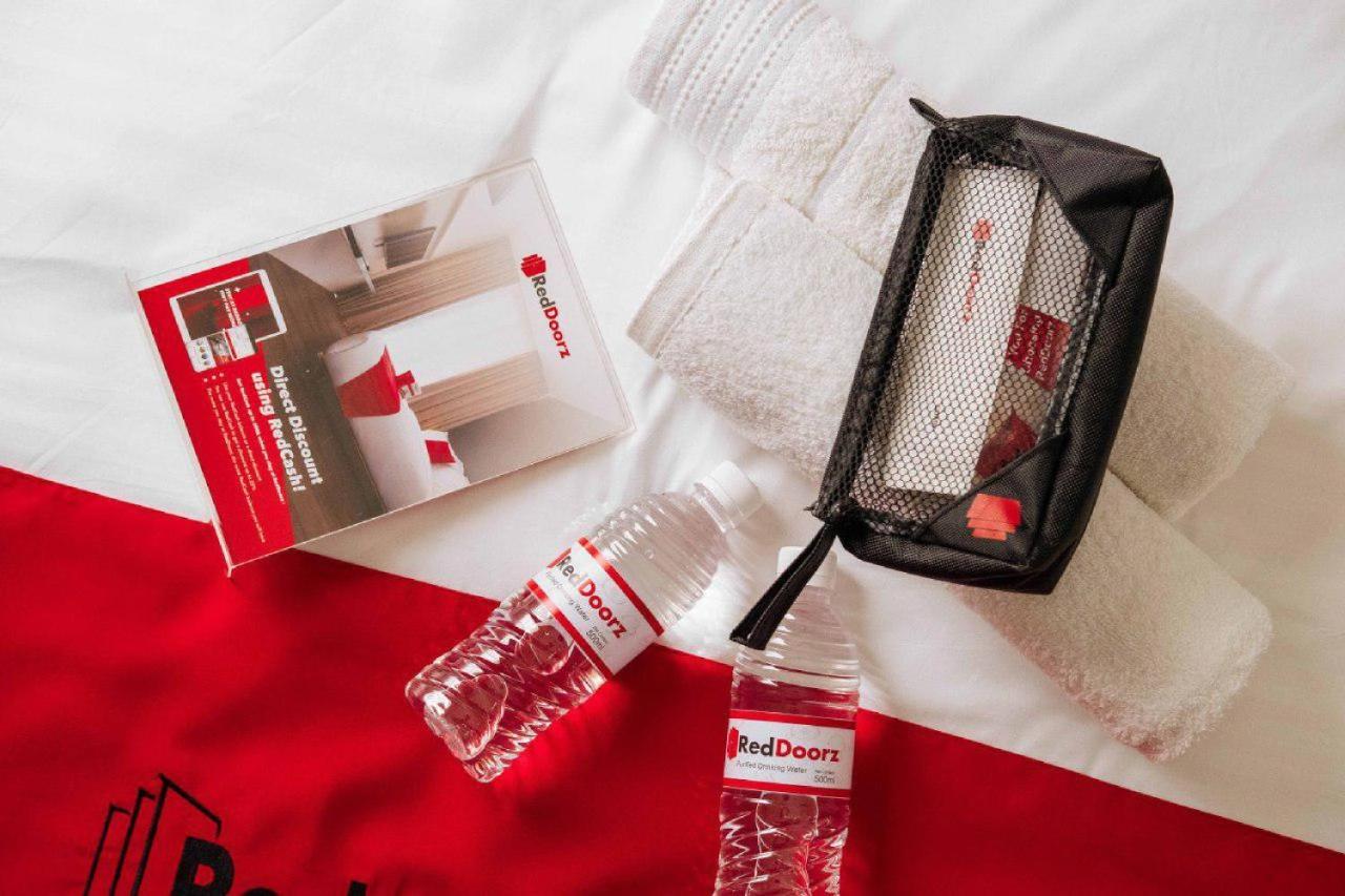 Reddoorz Plus Near Seminyak Square Denpasar Dış mekan fotoğraf