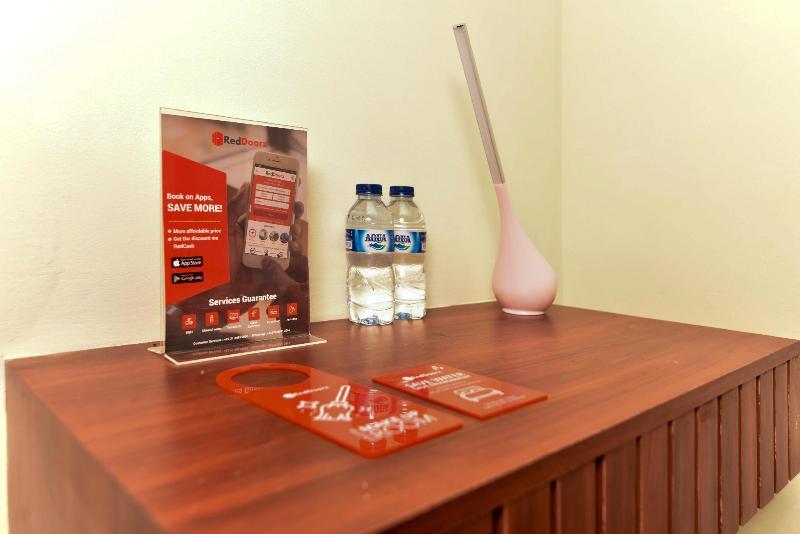 Reddoorz Plus Near Seminyak Square Denpasar Dış mekan fotoğraf